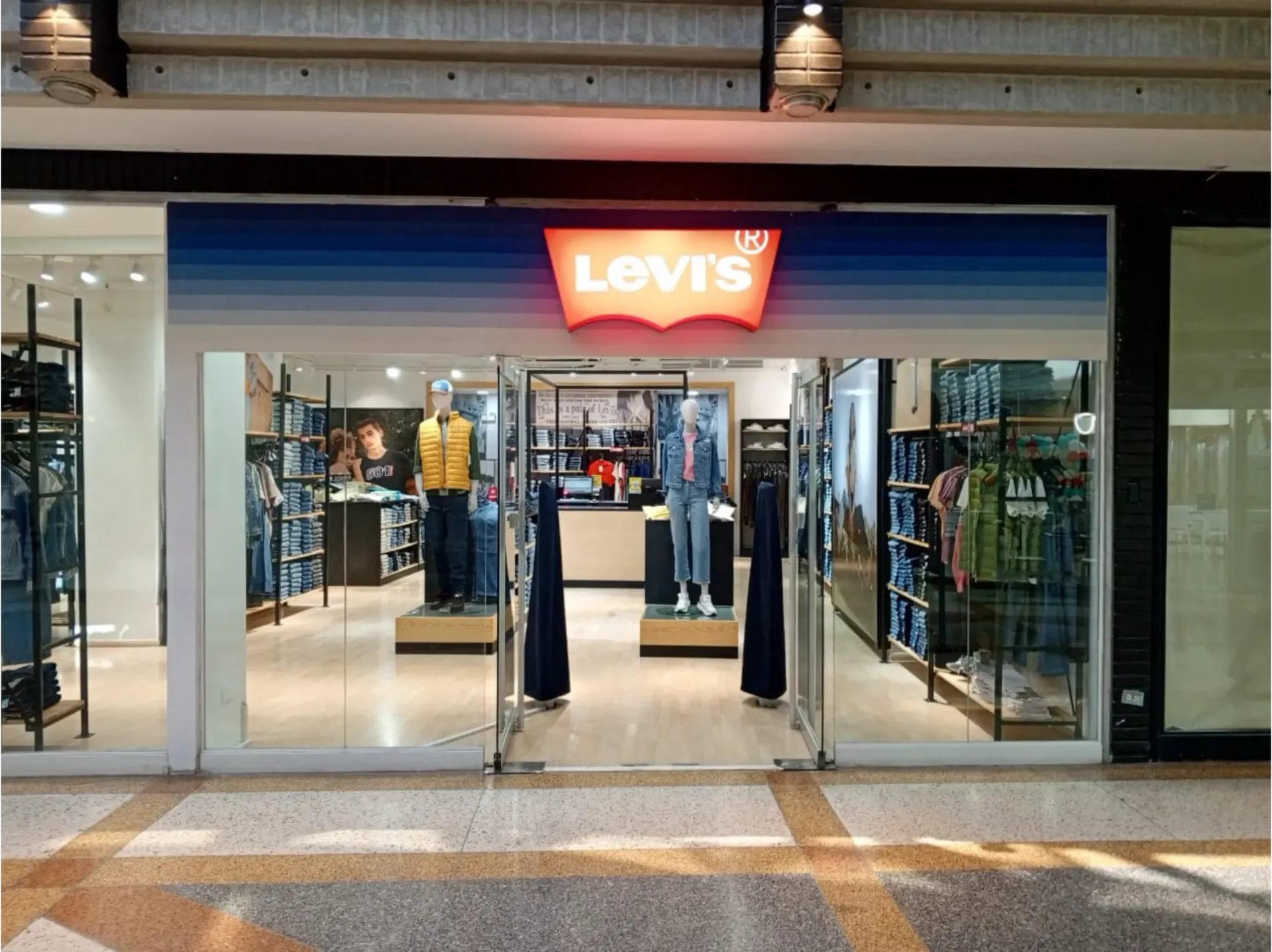Levi's — Caracas Outlet Boleita, Caracas